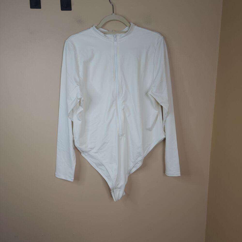 Skims Women's Long Sleeve Swimwear One Piece in Marble Size 4X